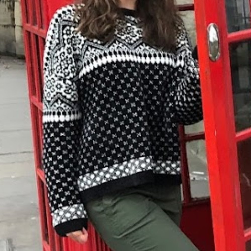 Black&White Sweater